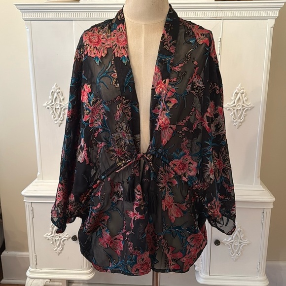 Free People Tops - Free People Floral Burnout Kimomo